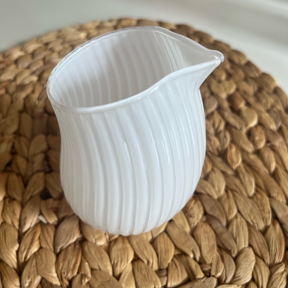 Iitala Finland Gluck 32cl pitcher in white designed by Kati Tuominen-Niittylä